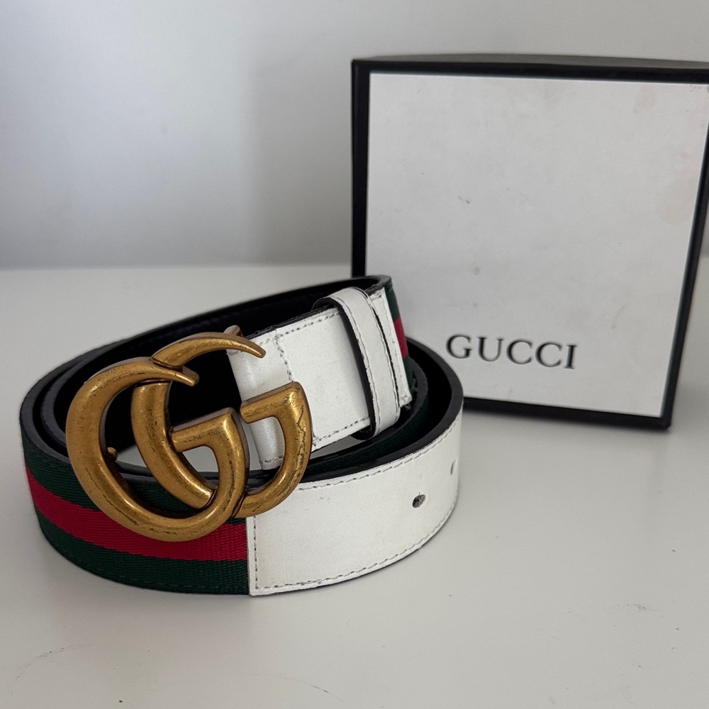 Gucci White Belt with Gold GG Buckle